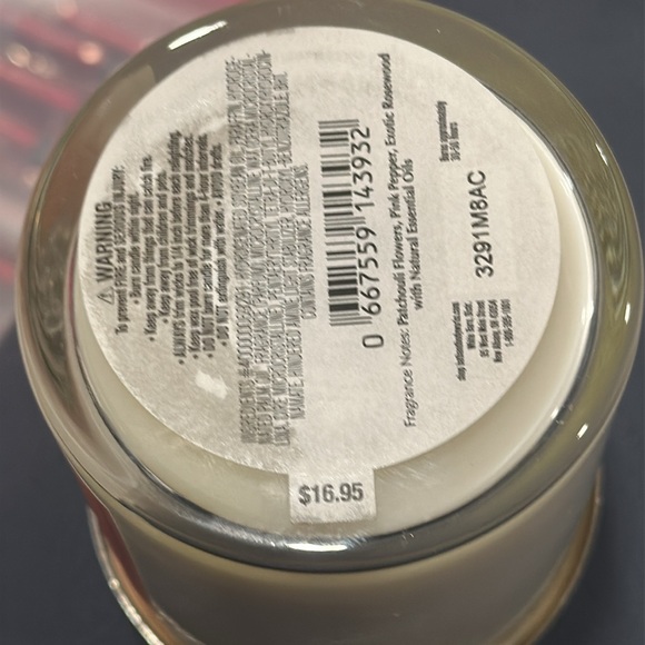 White Barn, single wick scented candle - Picture 5 of 5